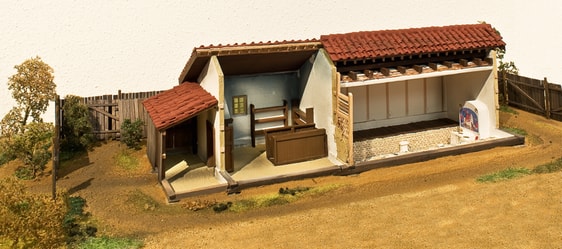 Das Modell von Mithräum II zeigt grundlegende Züge seiner Gebäudekonstruktion und archäologischen Substanz auf.