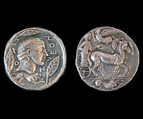 Tetradrachme aus Leontinoi: Apollo mit Lorbeerkranz und -blättern (Nachbildung) 